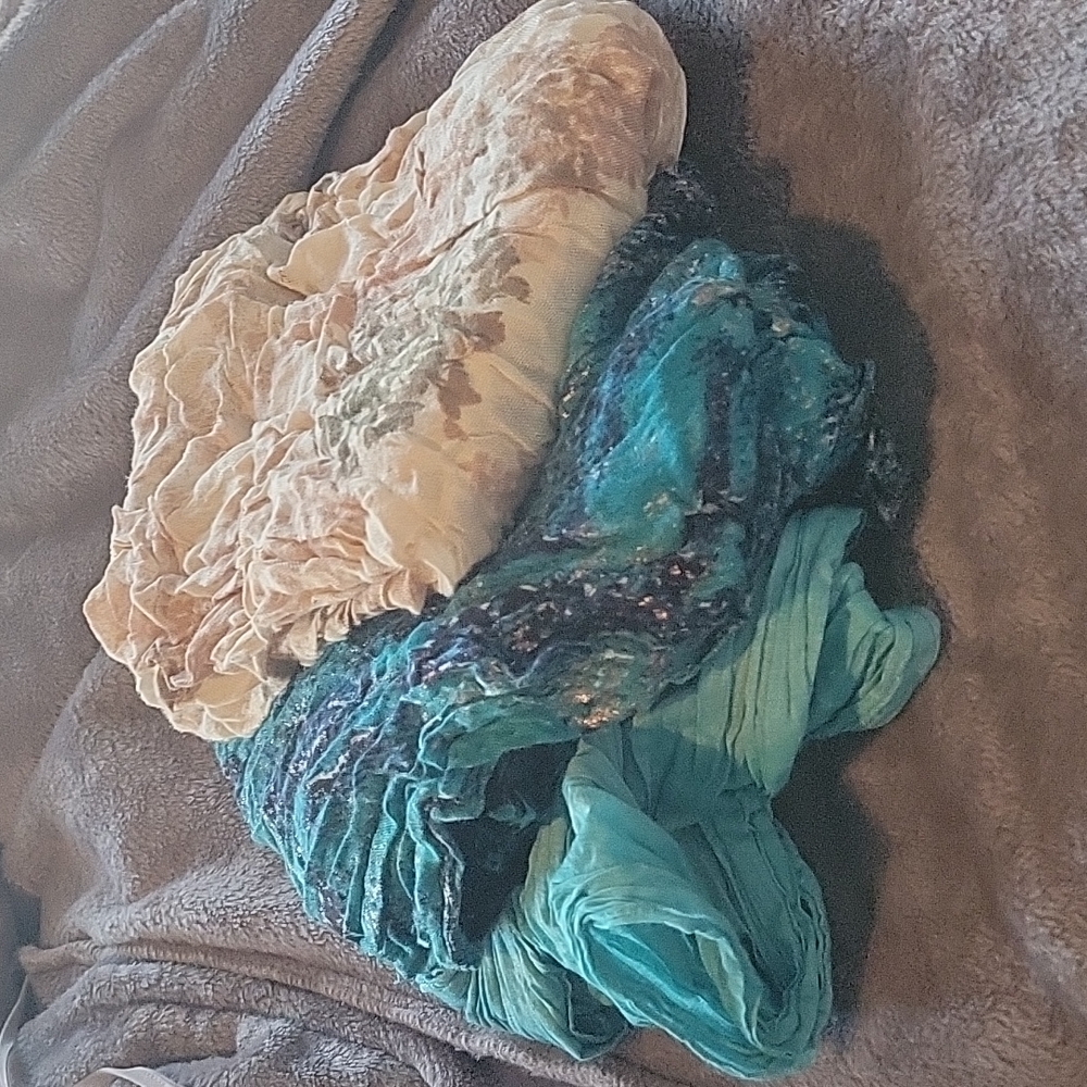 2 Added! Bundle of 5 Express fashion scarves